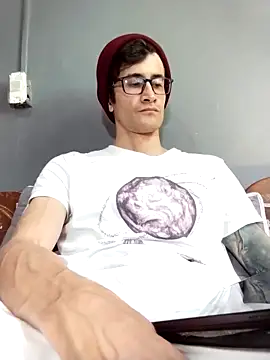 Loggan donnelly online show from 03/09/26, 07:50