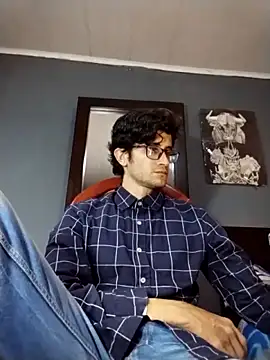 Loggan donnelly online show from 04/03/26, 09:32