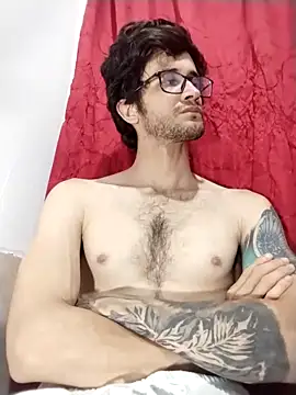 Loggan donnelly online show from 04/10/26, 04:19