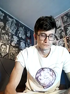 Loggan donnelly online show from 12/17/25, 10:48