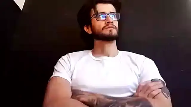 Loggan donnelly online show from 10/23/25, 06:17