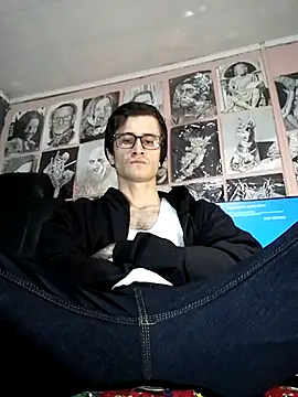 Loggan donnelly online show from 01/31/26, 07:12