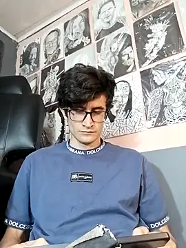 Loggan donnelly online show from 02/24/26, 05:25