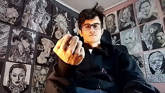 Loggan donnelly online show from 01/07/26, 01:21