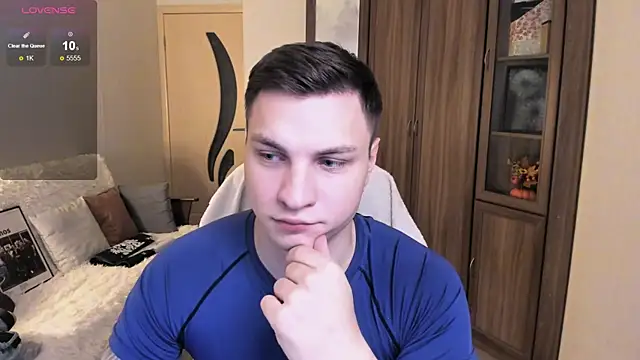 handsome guy01 online show from 09/30/25, 02:28