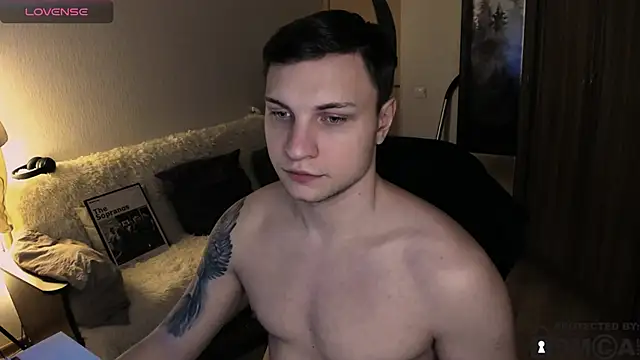 handsome guy01 online show from 11/23/25, 07:07