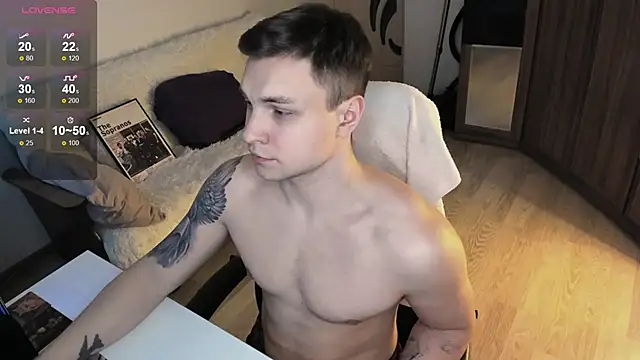 handsome guy01 online show from 10/01/25, 10:20