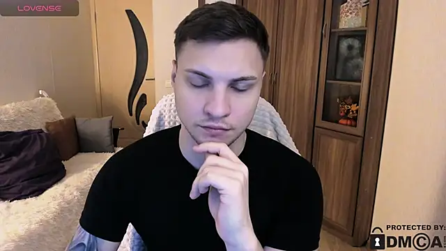 handsome guy01 online show from 10/29/25, 08:02