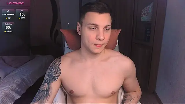 handsome guy01 online show from 02/11/25, 06:22