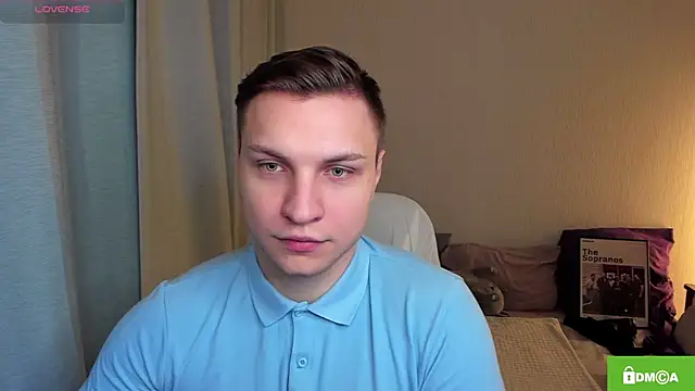 Snapshot of handsome_guy01 chatting on 05/14/26, 11:35 handsome guy01 online show from 05/14/26, 11:35