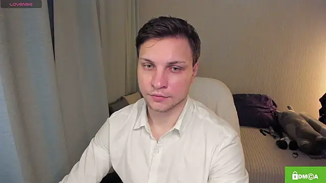 handsome guy01 online show from 07/12/26, 11:16