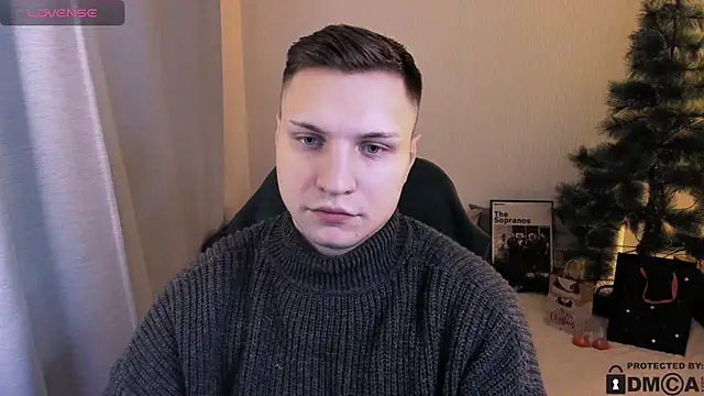 Snapshot of handsome_guy01 chatting on 01/05/26, 08:45 handsome guy01 online show from 01/05/26, 08:45