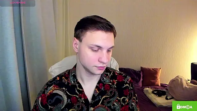 handsome guy01 online show from 03/22/26, 10:44