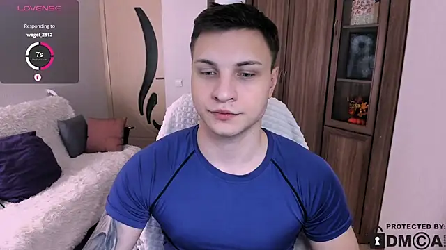 handsome guy01 online show from 11/03/25, 01:22