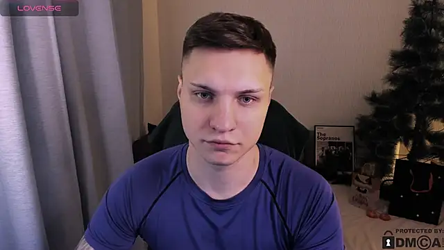 Snapshot of handsome_guy01 chatting on 01/07/26, 02:38 handsome guy01 online show from 01/07/26, 02:38