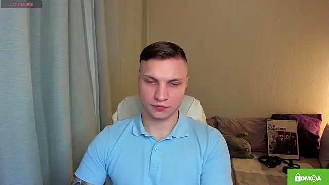 handsome guy01 online show from 04/15/26, 07:58