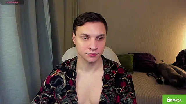handsome guy01 online show from 07/01/26, 10:10