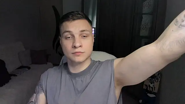 handsome guy01 online show from 09/08/25, 07:35