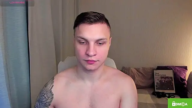 Snapshot of handsome_guy01 chatting on 04/23/26, 08:32 handsome guy01 online show from 04/23/26, 08:32