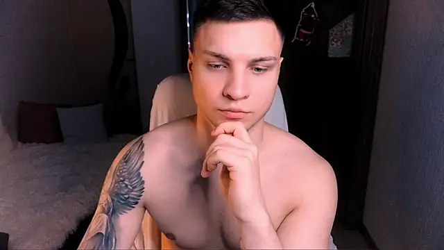 handsome guy01 online show from 12/28/24, 03:47