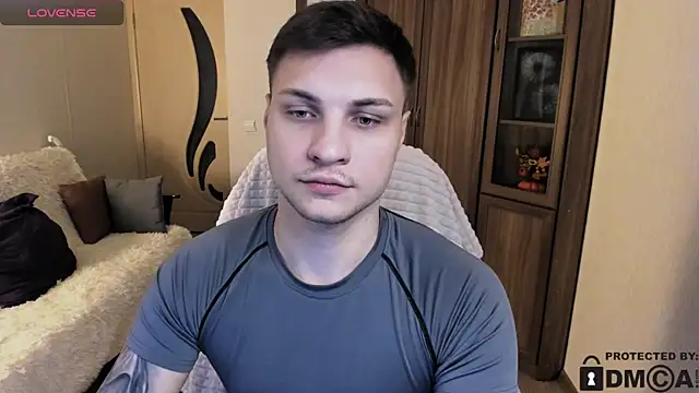 handsome guy01 online show from 10/28/25, 03:44