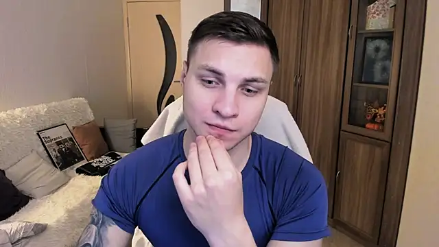 handsome guy01 online show from 09/28/25, 07:37