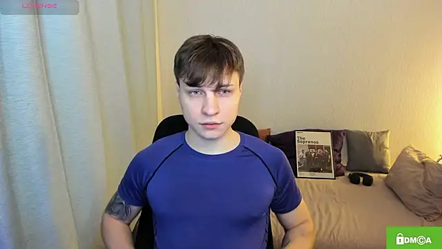 Snapshot of handsome_guy01 chatting on 02/21/26, 12:12 handsome guy01 online show from 02/21/26, 12:12