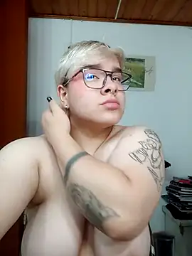 amalia love online show from 11/07/25, 04:06