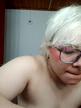 amalia love online show from 10/30/25, 06:34