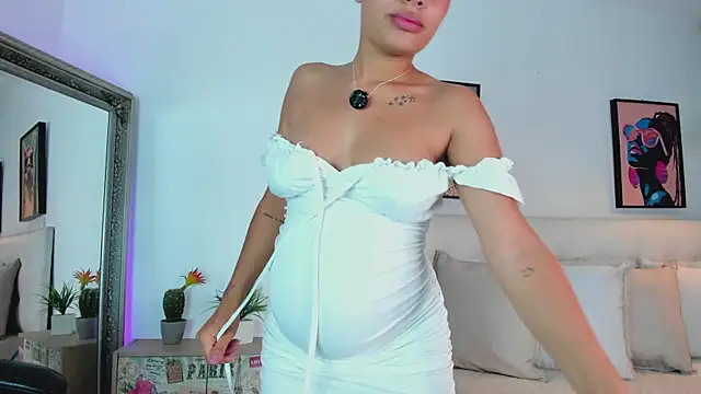 Snapshot of lissbrown chatting on 07/11/26, 12:49 lissbrown online show from 07/11/26, 12:49