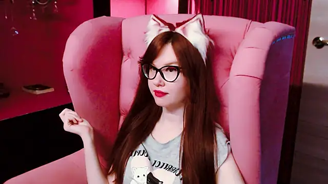 Snapshot of CarolGiggly chatting on 12/04/24, 04:59 CarolGiggly online show from 12/04/24, 04:59