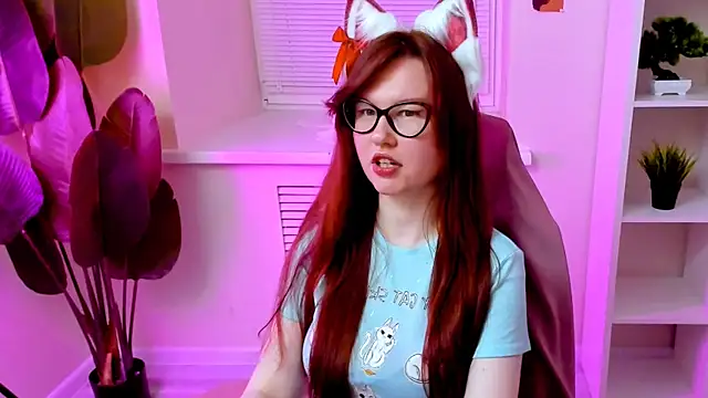 CarolGiggly online show from 04/18/26, 09:04