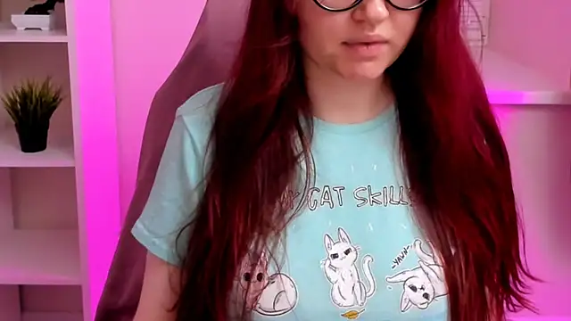 CarolGiggly online show from 04/18/26, 06:32