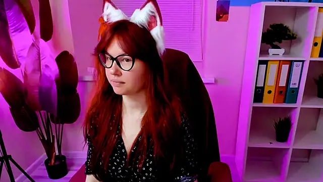 CarolGiggly online show from 11/13/25, 09:40