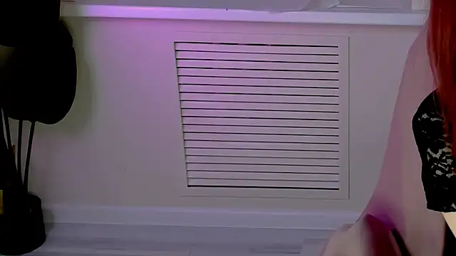 CarolGiggly online show from 12/03/25, 09:53