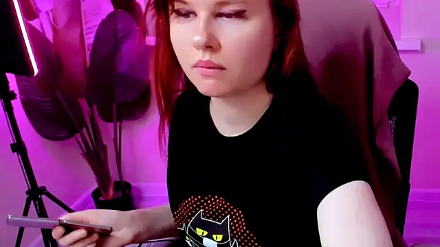 CarolGiggly online show from 11/23/25, 12:09