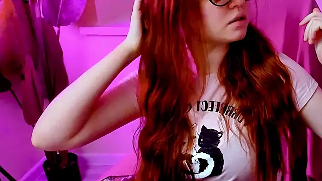 CarolGiggly online show from 02/06/26, 07:15