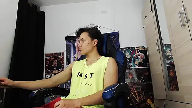 Snapshot of sr_jaeger chatting on 12/02/25, 01:35 sr jaeger online show from 12/02/25, 01:35