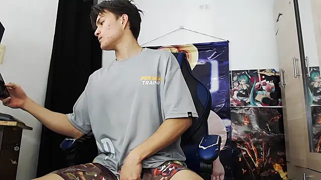 Snapshot of sr_jaeger chatting on 11/09/25, 02:21 sr jaeger online show from 11/09/25, 02:21