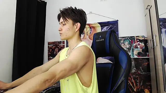 Snapshot of sr_jaeger chatting on 11/14/25, 12:53 sr jaeger online show from 11/14/25, 12:53