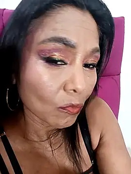 tiffany Bitch online show from 03/12/26, 11:53