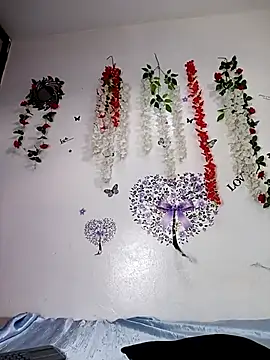 tiffany Bitch online show from 09/14/25, 07:58