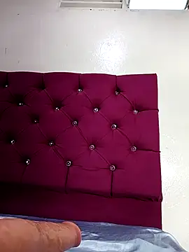 tiffany Bitch online show from 11/14/25, 10:13