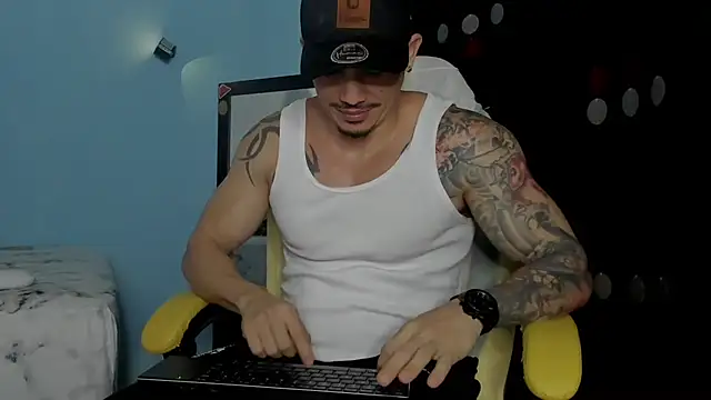 Alex motta online show from 11/01/25, 04:08