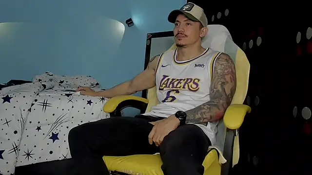 Alex motta online show from 09/23/25, 03:13