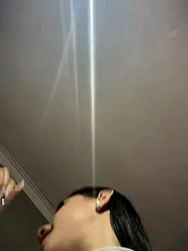 Snapshot of Praga_Pink chatting on 10/12/25, 02:13 Praga Pink online show from 10/12/25, 02:13