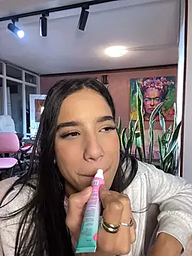 Snapshot of Praga_Pink chatting on 01/14/25, 05:08 Praga Pink online show from 01/14/25, 05:08