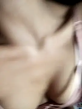 lianisrose online show from 11/16/25, 09:19