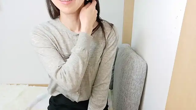 Hana-tan online show from 11/27/25, 10:43