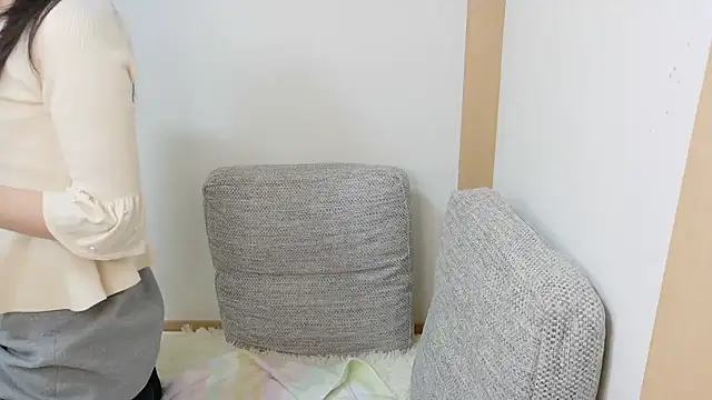 Hana-tan online show from 11/14/25, 11:19